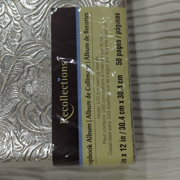 Brand New Recollections Scrapbook Album - Picture 2 of 8